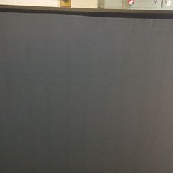 Like New Box spring Sealy Brand