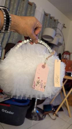 Badgley Mischka Jewel Jazzie Layered Tulle Pouch Clutch White Ruffled Handbag