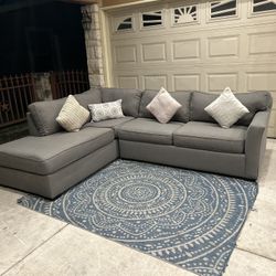 Free Delivery 🚚 Gray Sectional / Sala Seccional Gris 