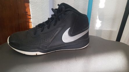 Nikes $10