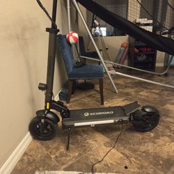 E scooter Goes 31mph 31 Mile Range Trading For E Bike