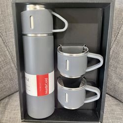 Stainless Steel Thermo 500ml / 16.9oz Vacuum Insulated Bottle with 3 Cups for Tea Coffee Hot Chocolate and Cold Beverage 12 Hours Hot/Cold Flask Set