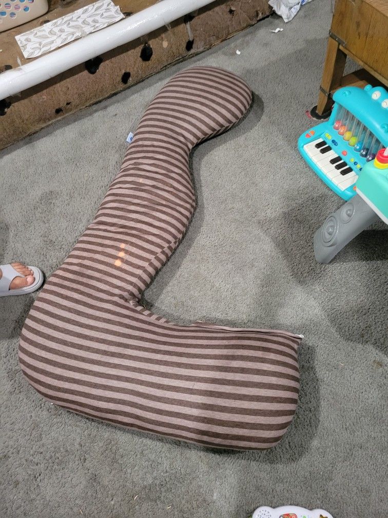 Free Pregnancy Pillow