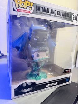 Funko pop Batman and cat woman