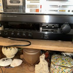 Yamaha Stereo System + Speakers