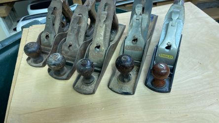 Vintage Jack planes … 3 stanley and 2 unmarked