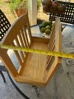 Wood magazine rack