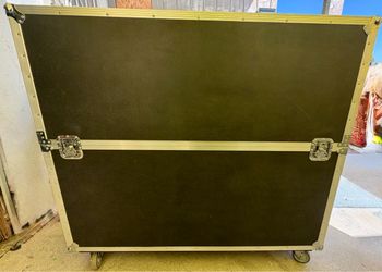 55” Electric Road Case w/ Touchscreen Monitor