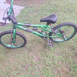 GENESIS KROME 20" WITH PEGS.