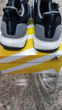 Adidas ultra boost undefeated performance running grey top