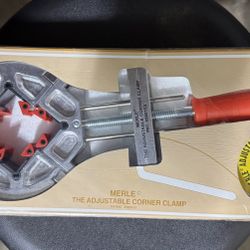 Merle The Adjustable Multi-Corner Clamp 2-5/8 x 2-5/8 to 69 x 69 Sq