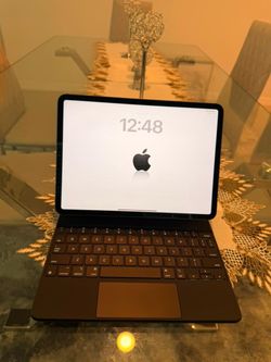Apple iPad Pro 11” (3rd Gen M1) 128GB Cellular + Apple Magic Keyboard