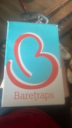 Bare traps sandles new in box