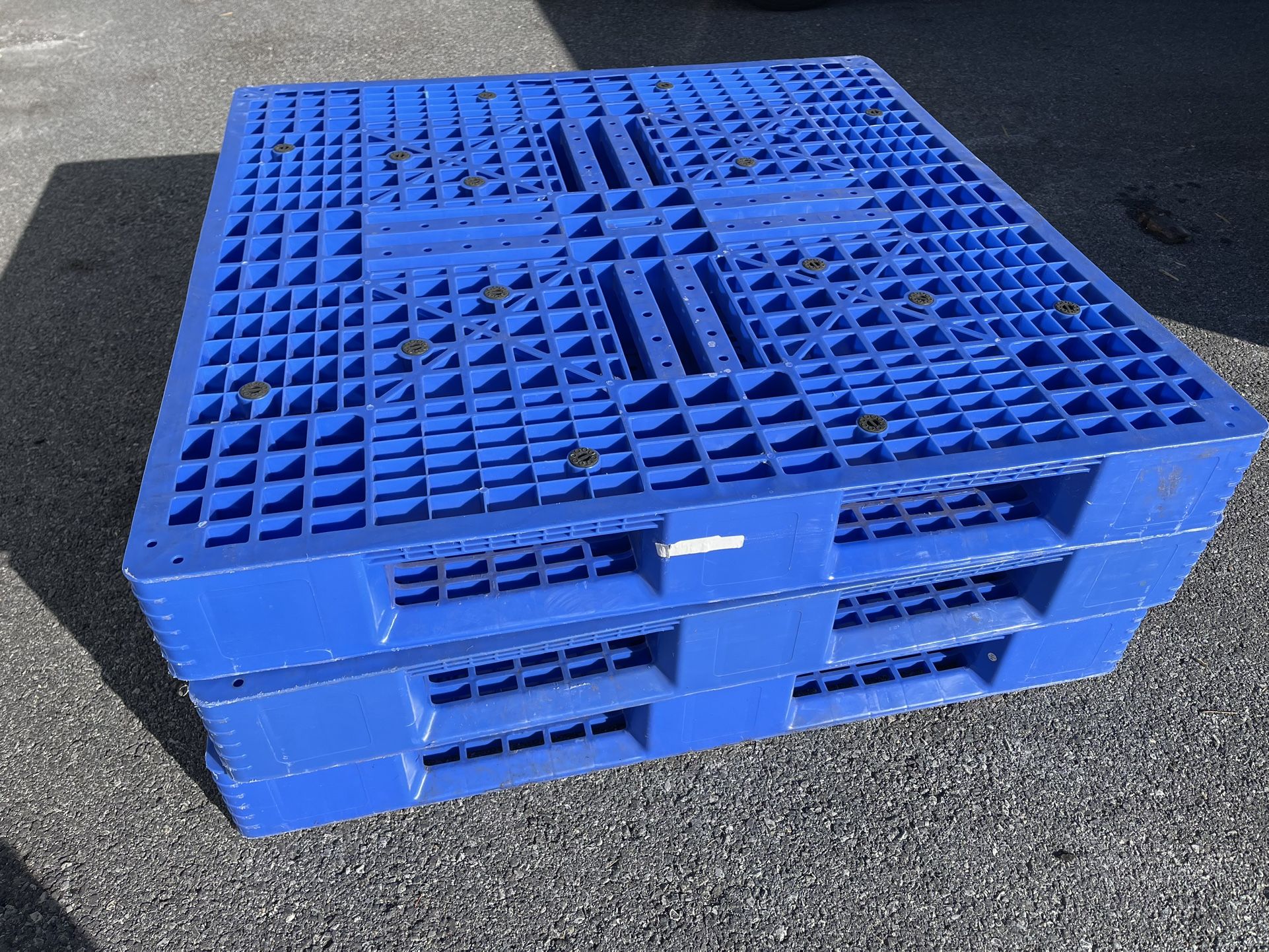 Heavy Duty Plastic Pallets 47x47