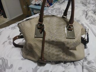 London fog croc purse