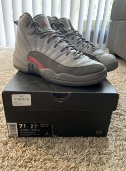 Jordan 12 size 7.5y