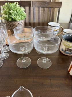 4 piece luxe coupe glassware