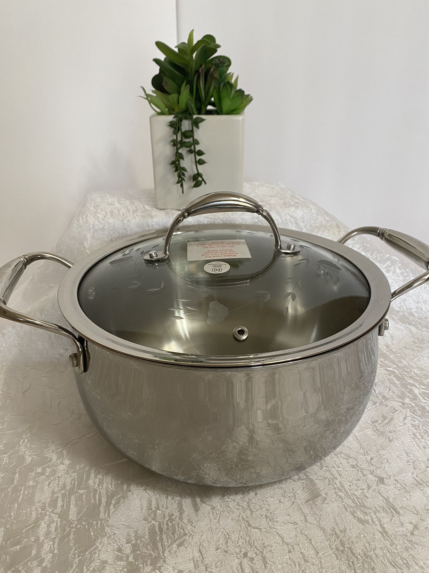 PRINCESS HERITAGE® 6 QT. TRI-PLY STAINLESS STE $180