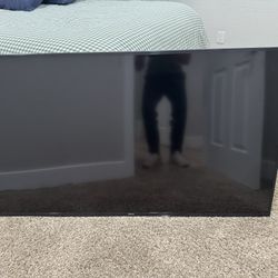Samsung 60 Inch 4k TV
