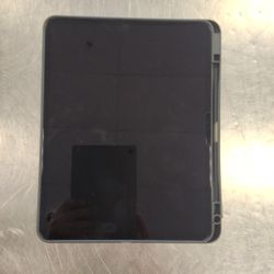 Apple Tablet A2926 With WiFi Connection 