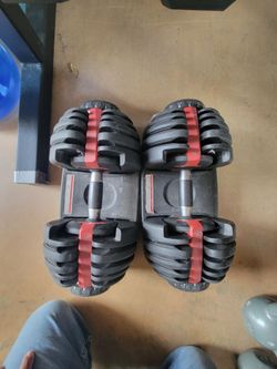 Adjustable dumbbells