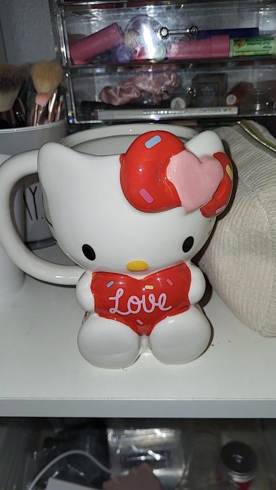 Hello Kitty Valentine’s Mug 
