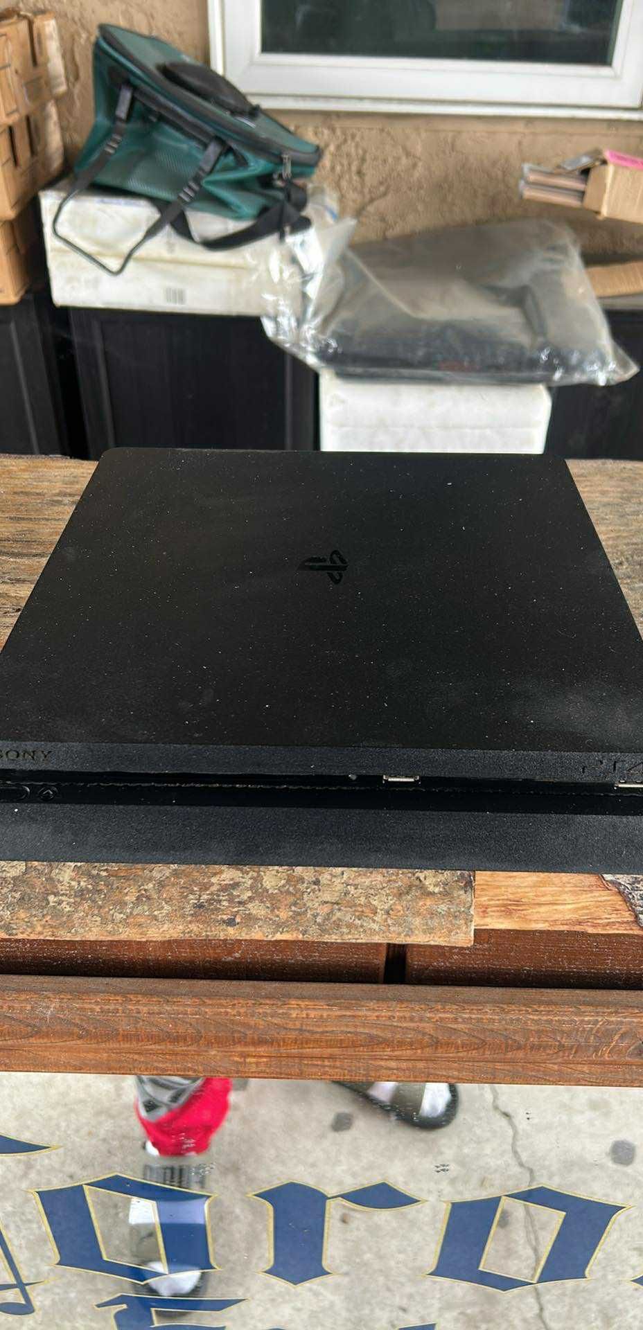PlayStation 4 With Games