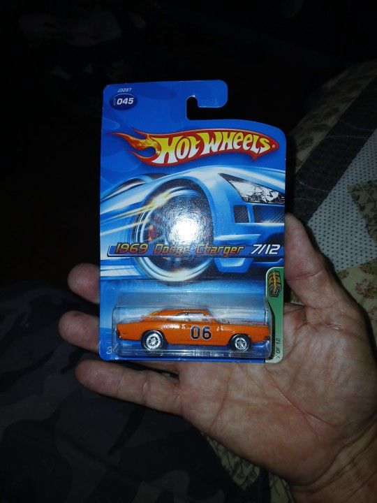 2006 Hot Wheels Treasure Hunt