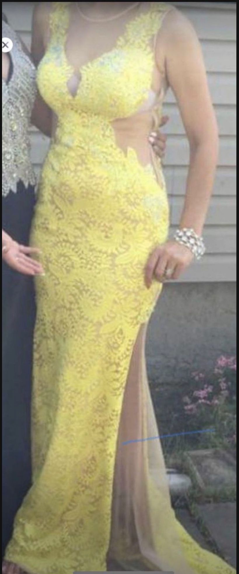 Beautiful Yellow Dress For Sale  It Is Brand New