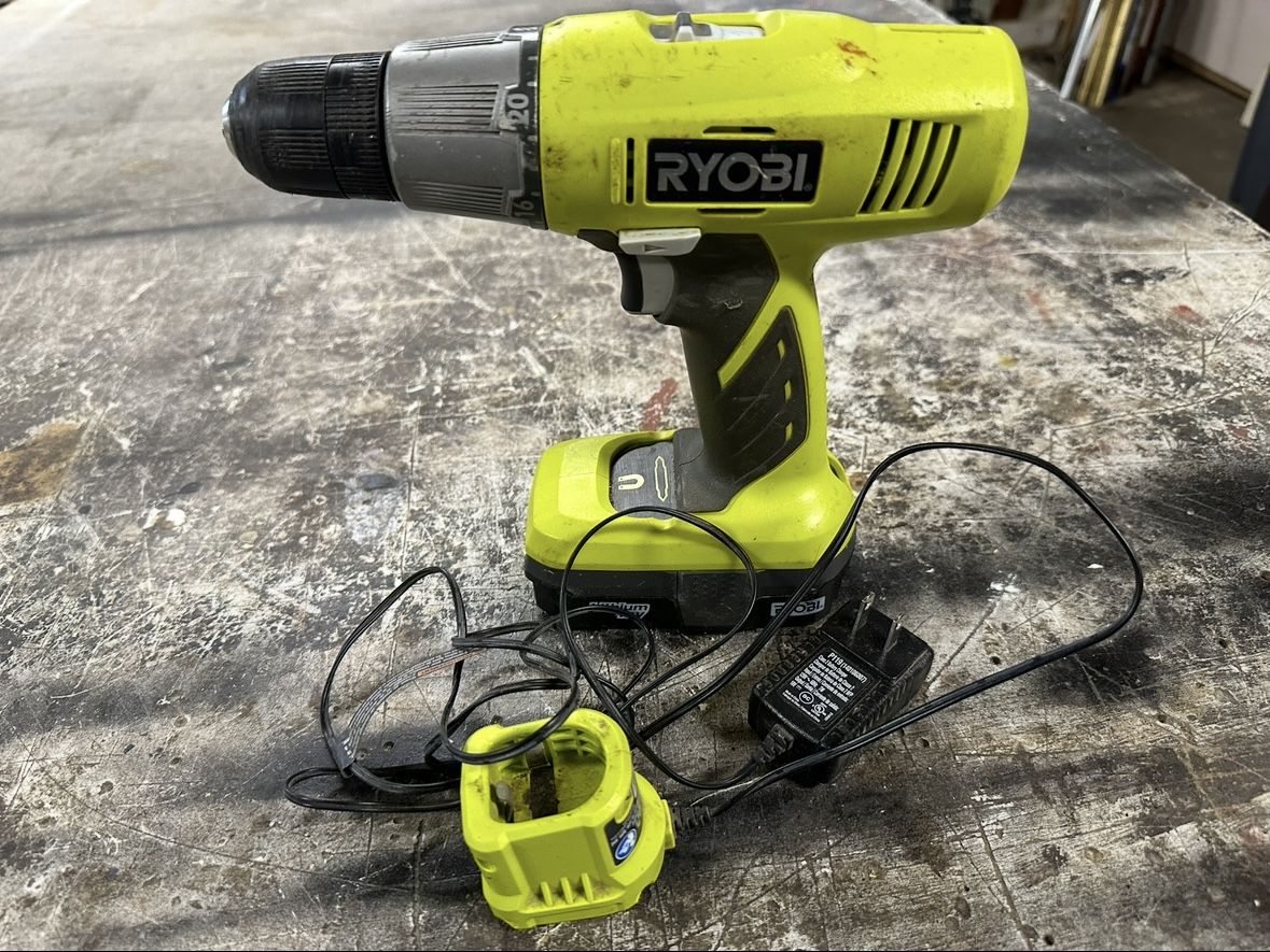 RYOBI DRILL