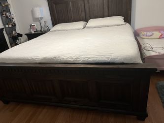 King Bed, Full Set