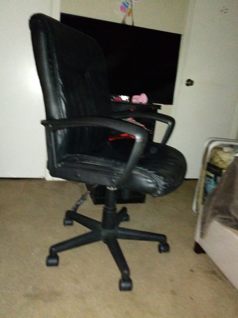 Aviso Office Chair