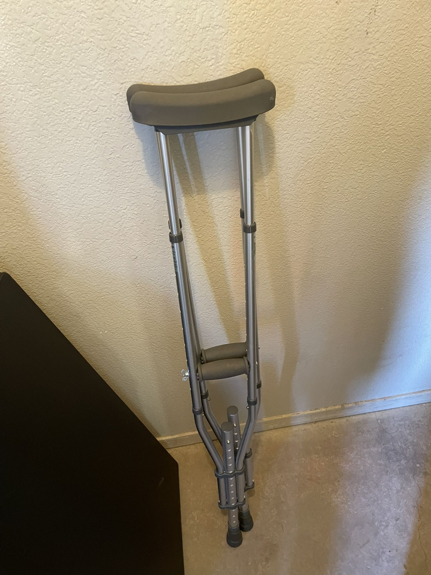 Crutches