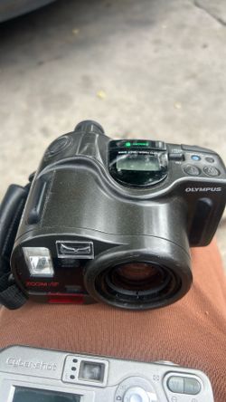 Olympus AZ-300 super zoom