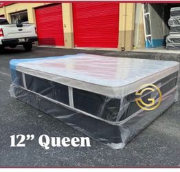 Brand New Queen Plush Pillow Top Set
