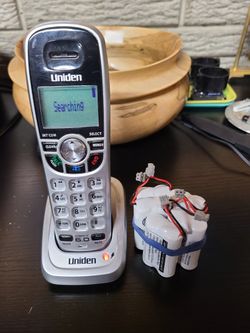 Uniden Single Cordless Phone + 5 Batteries