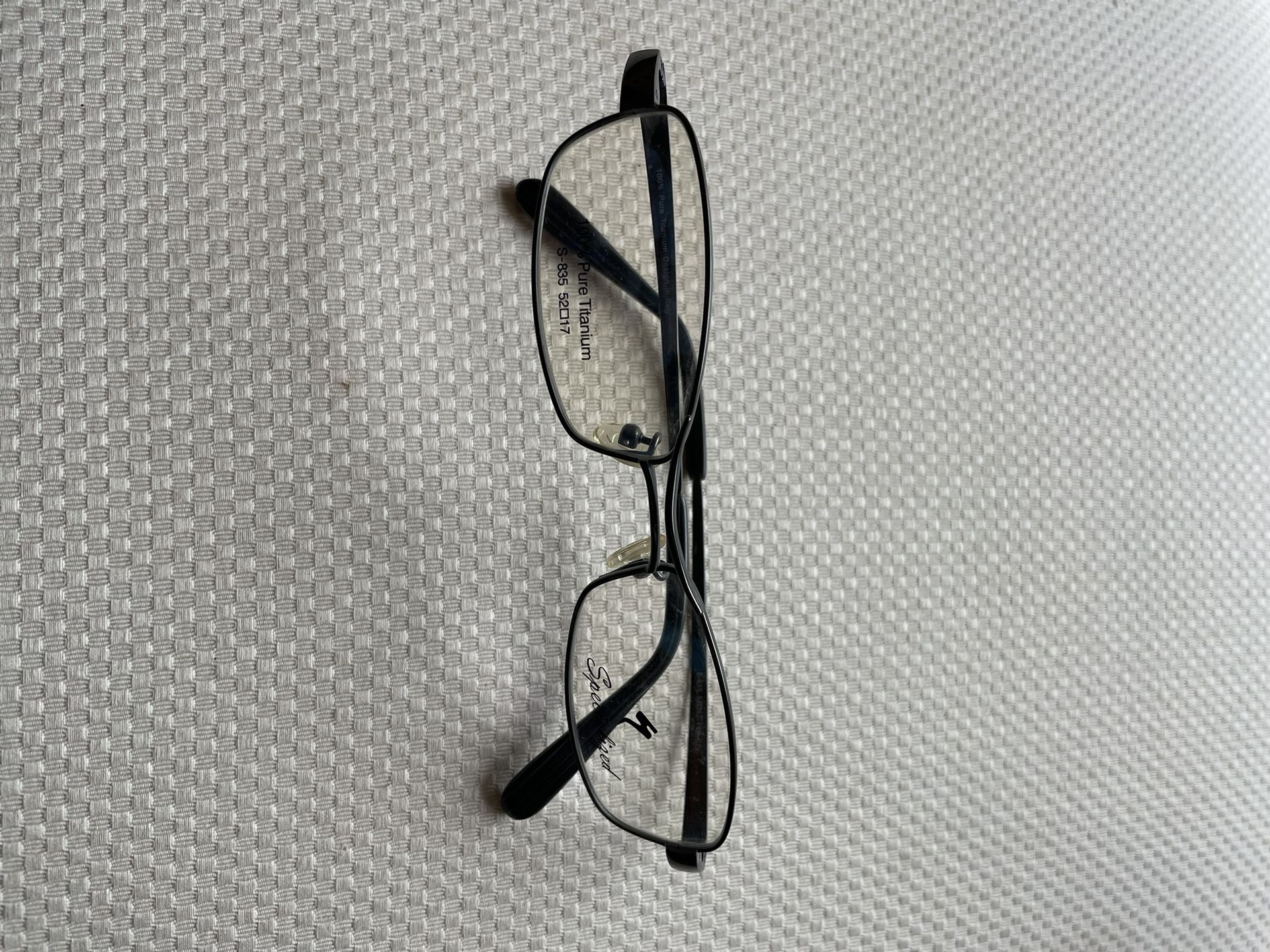 Titanium metal square eyeglass frame ultra lightweight