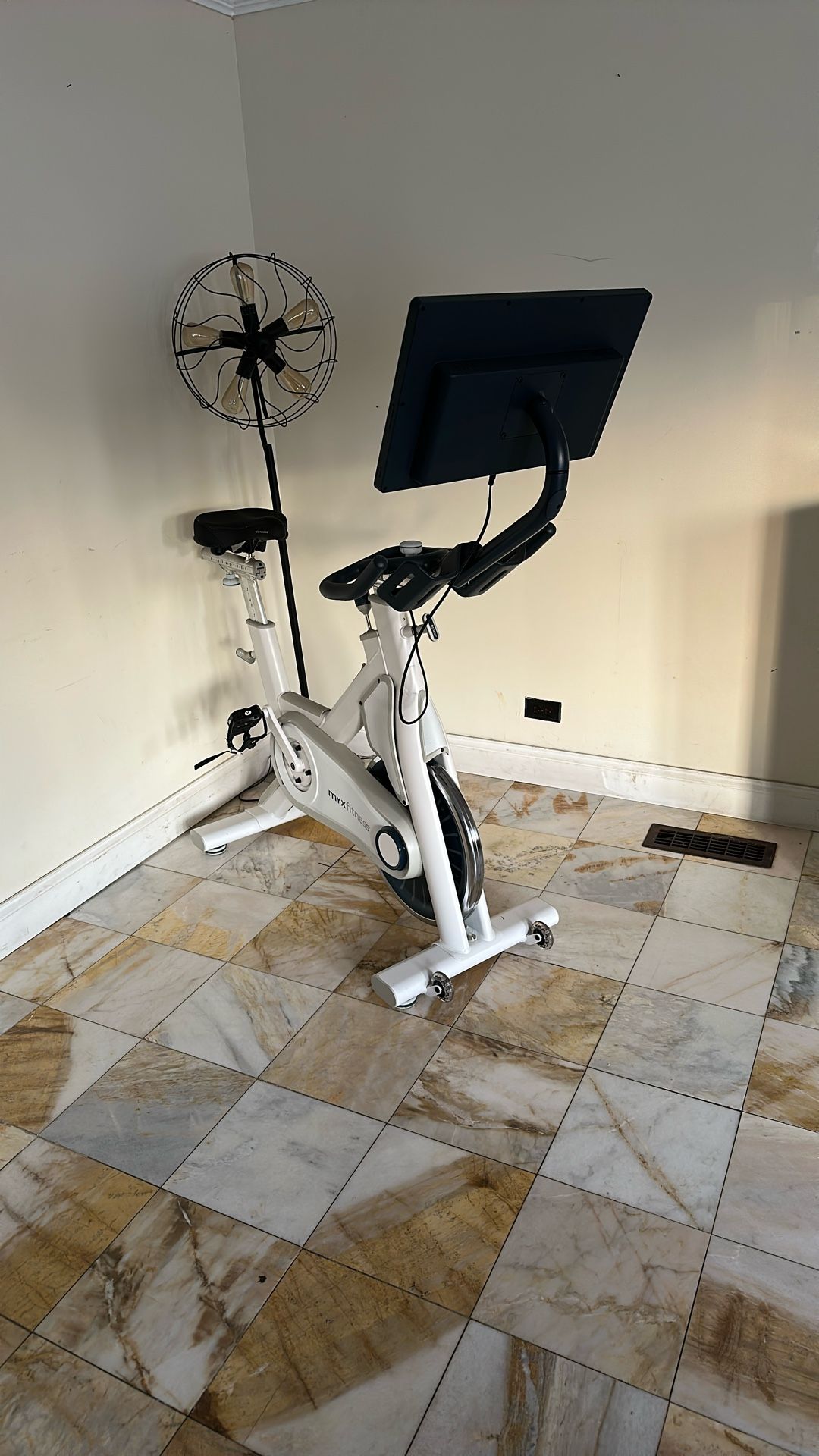 MYXfitness Bike