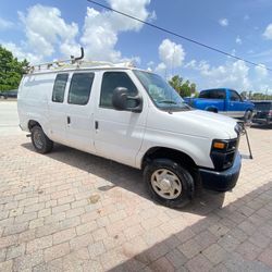 2008 Ford E-350