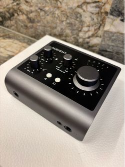 Audient iD4 MKII USB-C Audio Interface
