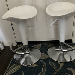 White Bar Stools
