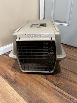 Pet Carrier KENNEL CAB II SIZE 11”L x 20 1/2”W X 12”H Small dogs or cats