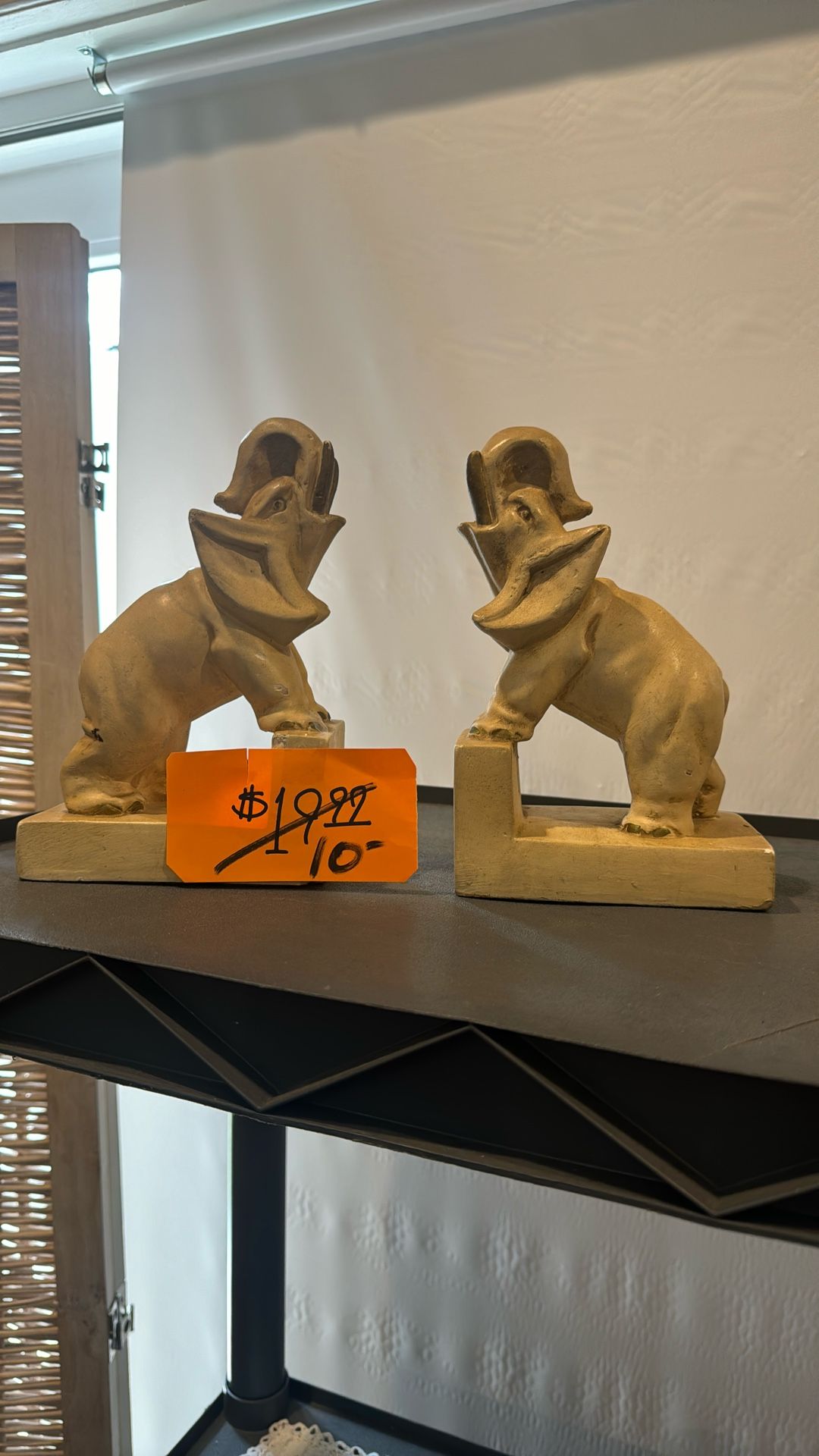 Set Of Book Holder Porcelain Elephants