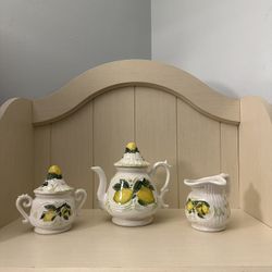 Lemon 🍋 Themed Teapot, Sugar Bowl & Creamer 