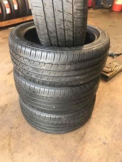 215/45/17 Michelin
