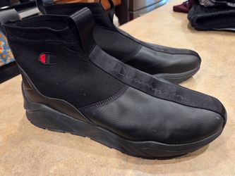 Champion slip on boots