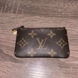 Brown Louis Vuitton pattern print monogram key pouch 