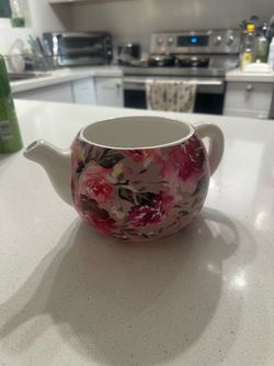 Ceramic floral planter , perfect for indoor or outdoor decor