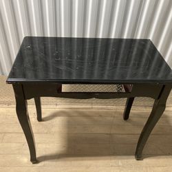 Small Table/desk 