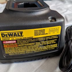 Dewalt DW9107 9.6V - 14.4V One Hour Battery Charger